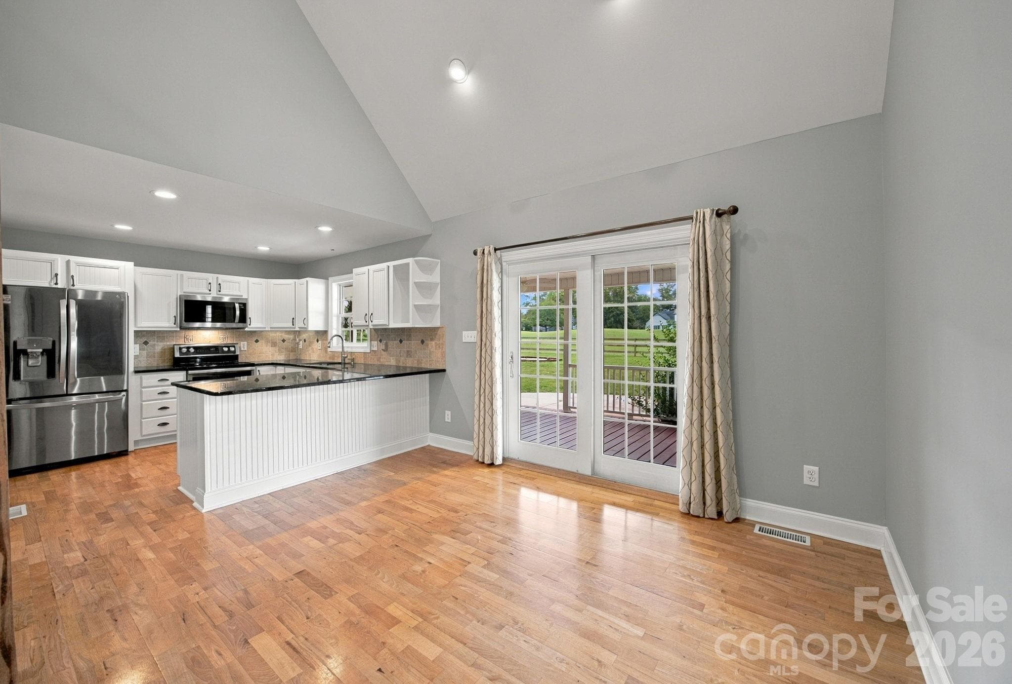 Single Family Residence at 122 Wood Duck Loop, Mooresville, photo 19 of 48