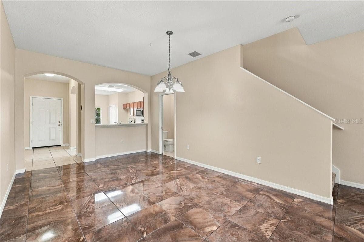 Townhouse at 4189 WINDING VINE DR, LAKELAND, photo 7 of 40