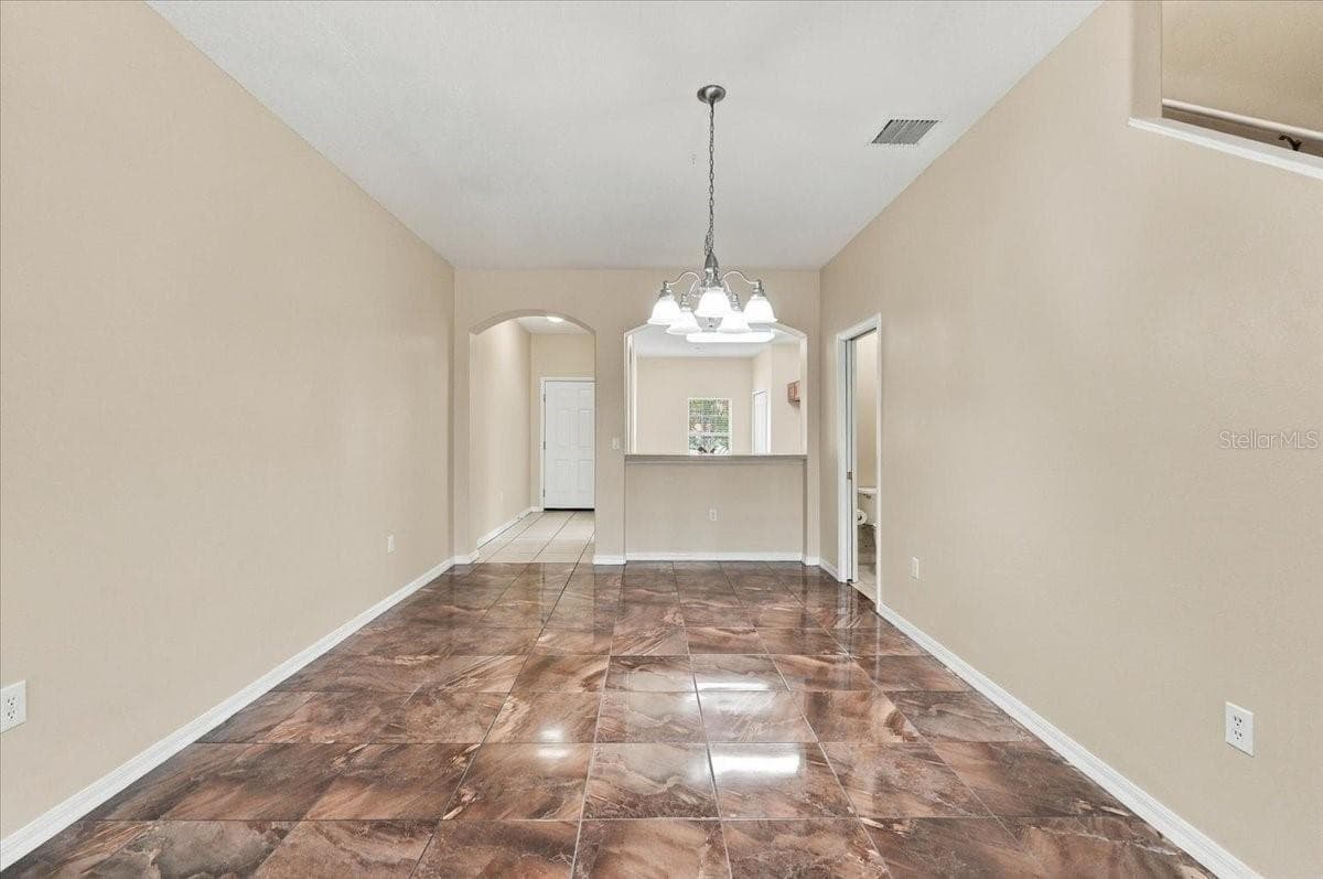 Townhouse at 4189 WINDING VINE DR, LAKELAND, photo 8 of 40