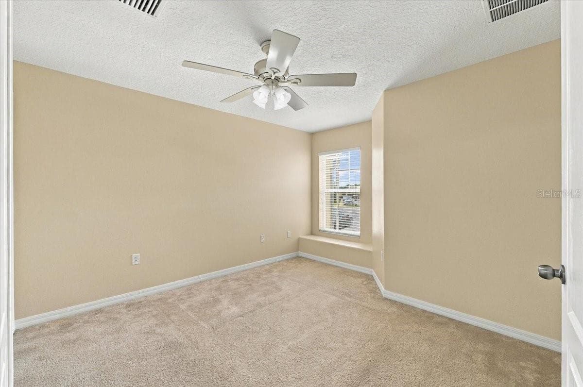 Townhouse at 4189 WINDING VINE DR, LAKELAND, photo 29 of 40