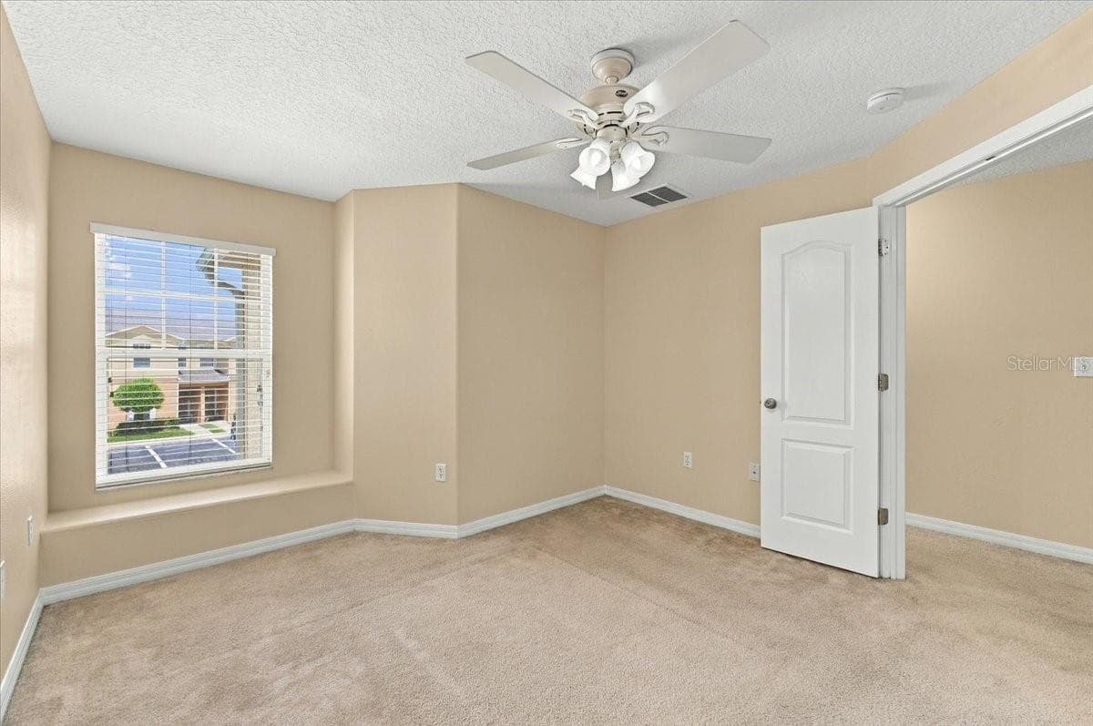 Townhouse at 4189 WINDING VINE DR, LAKELAND, photo 30 of 40