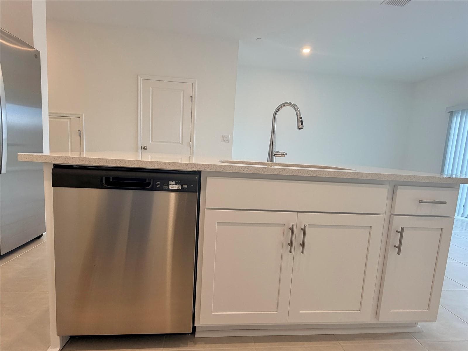 Townhouse at 2627 BALMERINO WAY, MOUNT DORA, photo 6 of 33