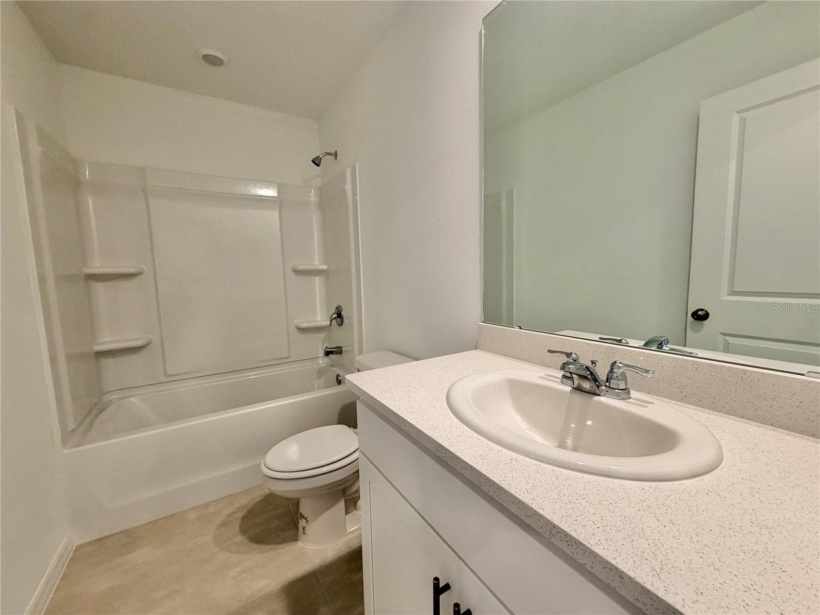 upstairs bathroom - 2627 BALMERINO WAY, MOUNT DORA
