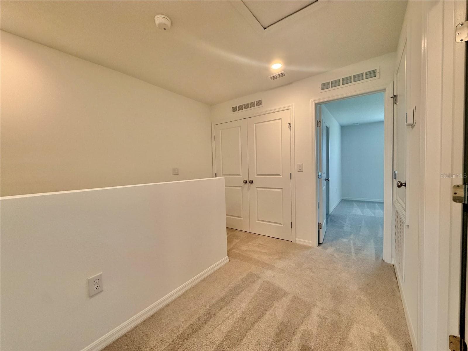 upstairs hallway - 2627 BALMERINO WAY, MOUNT DORA