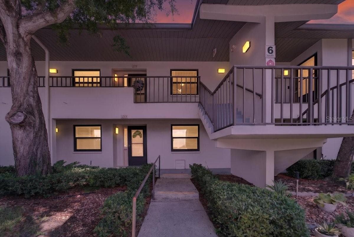 Harshaw Lake Park Condo - front - 1601 43RD ST N #233, ST PETERSBURG
