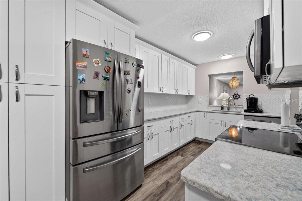 Kitchen - 1601 43RD ST N #233, ST PETERSBURG