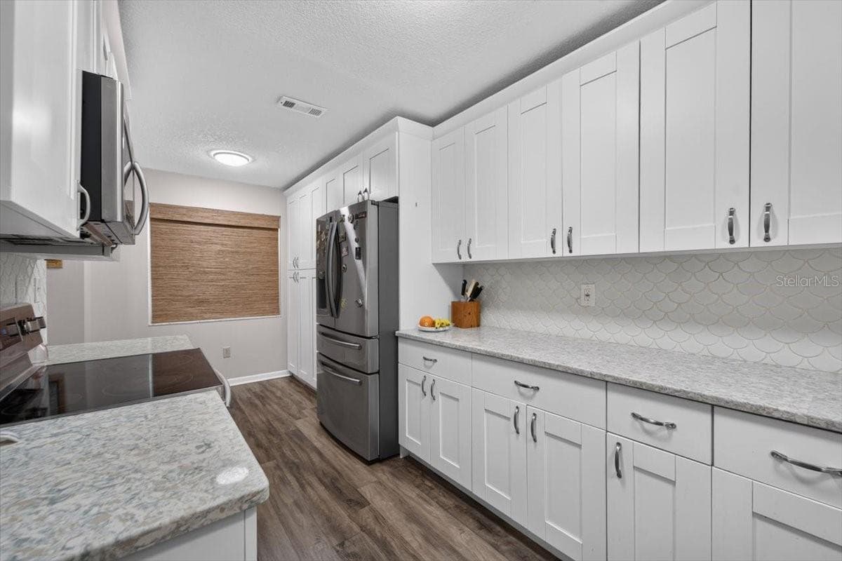 Condominium at 1601 43RD ST N #233, ST PETERSBURG, photo 11 of 39