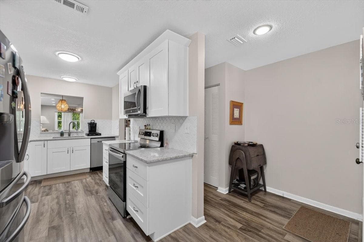 Condominium at 1601 43RD ST N #233, ST PETERSBURG, photo 14 of 39
