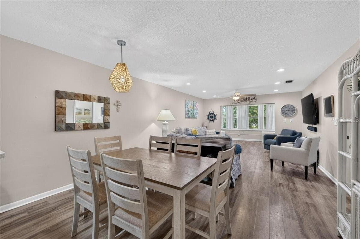 Dining Area - 1601 43RD ST N #233, ST PETERSBURG