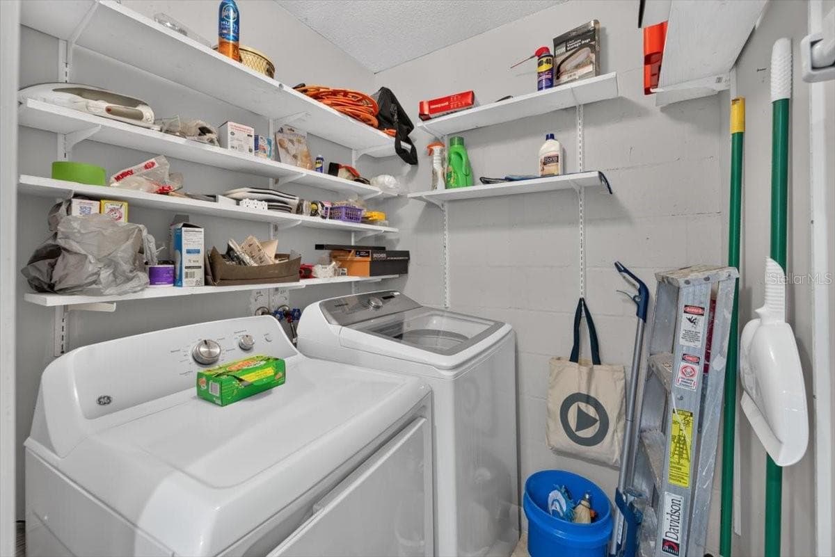 Condominium at 1601 43RD ST N #233, ST PETERSBURG, photo 24 of 39