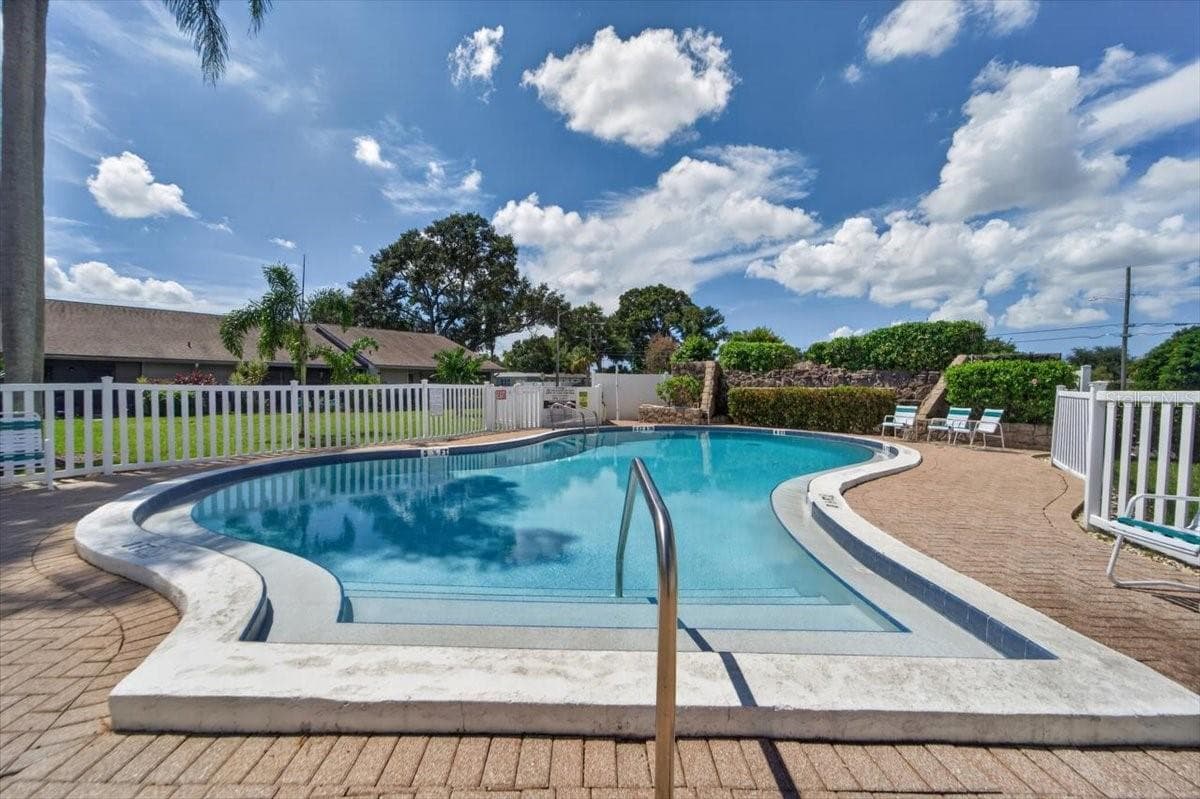 Community Pool - 1601 43RD ST N #233, ST PETERSBURG