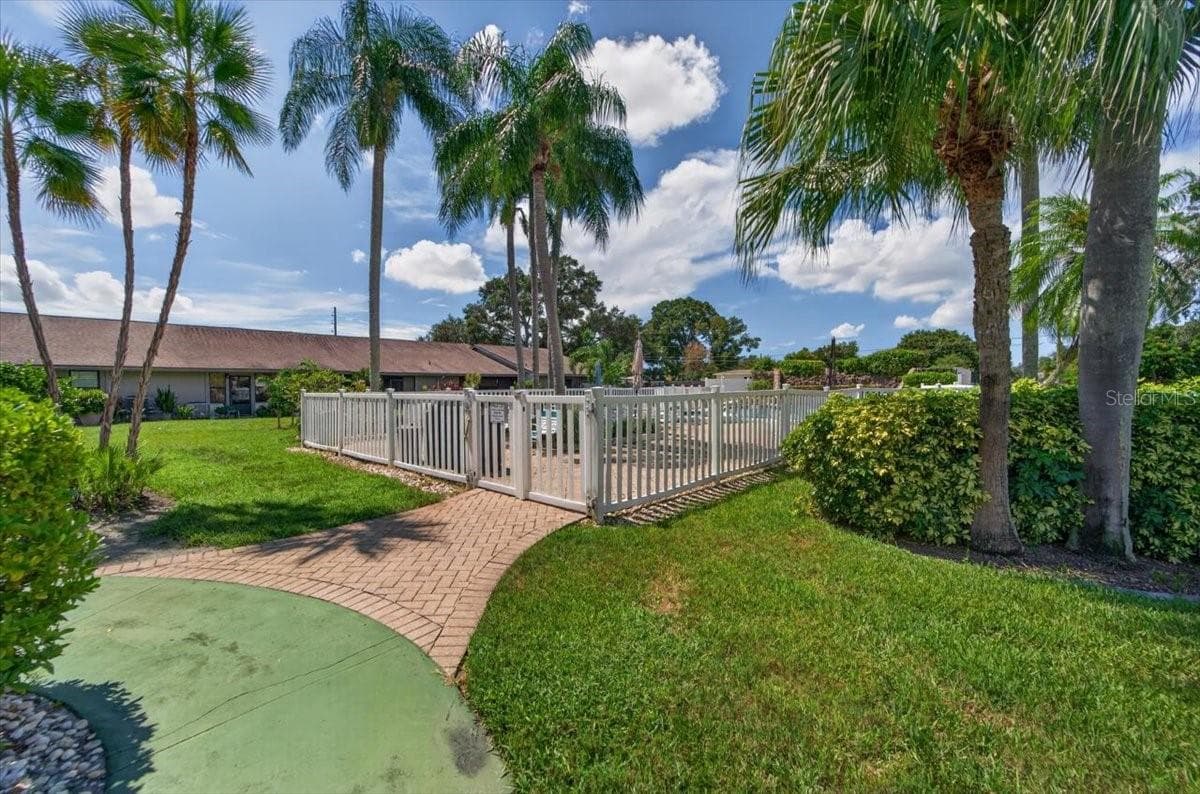 Pool Area - 1601 43RD ST N #233, ST PETERSBURG