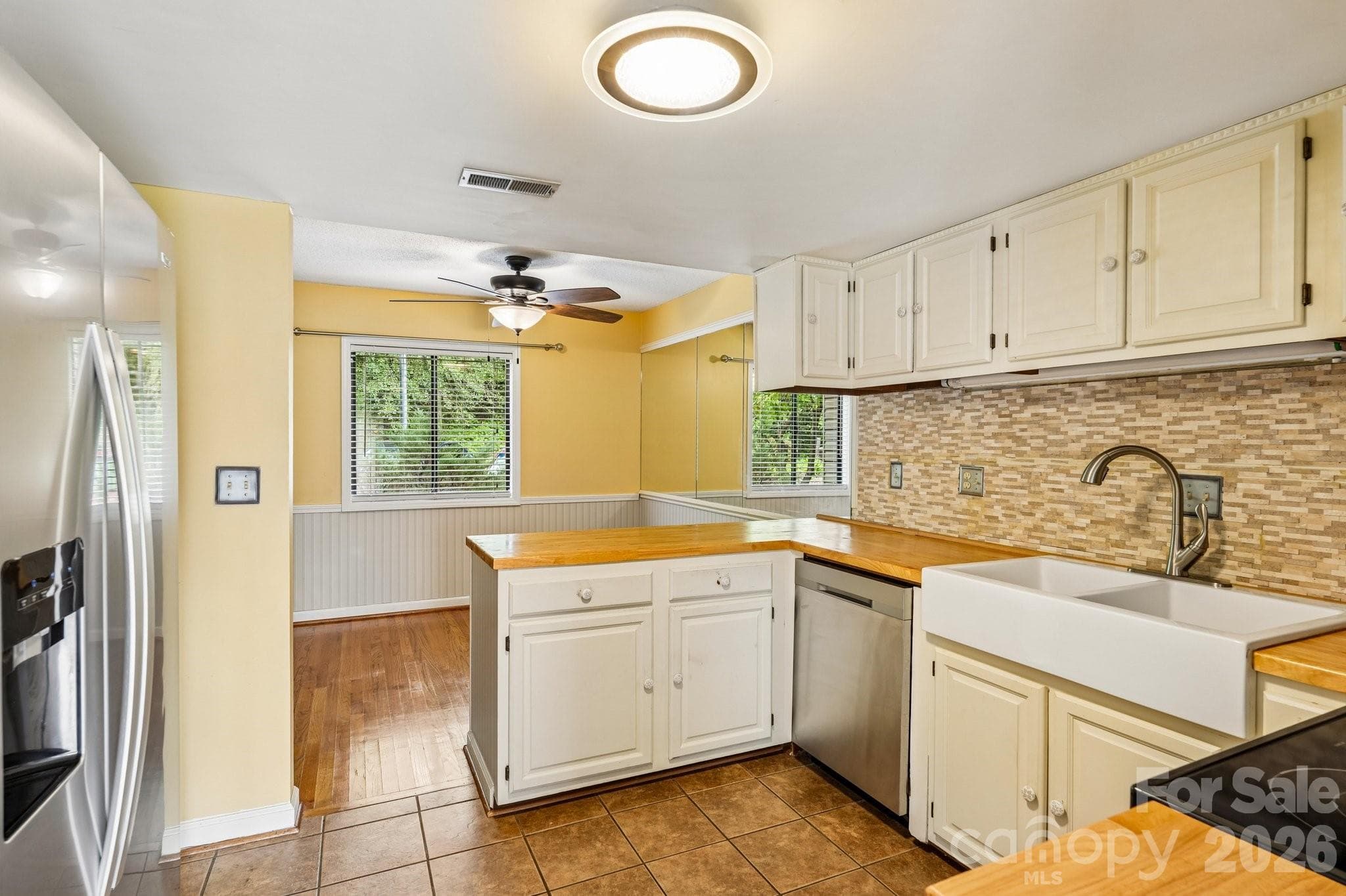 Townhouse at 5182 Corbin Lane, Hickory, photo 10 of 41