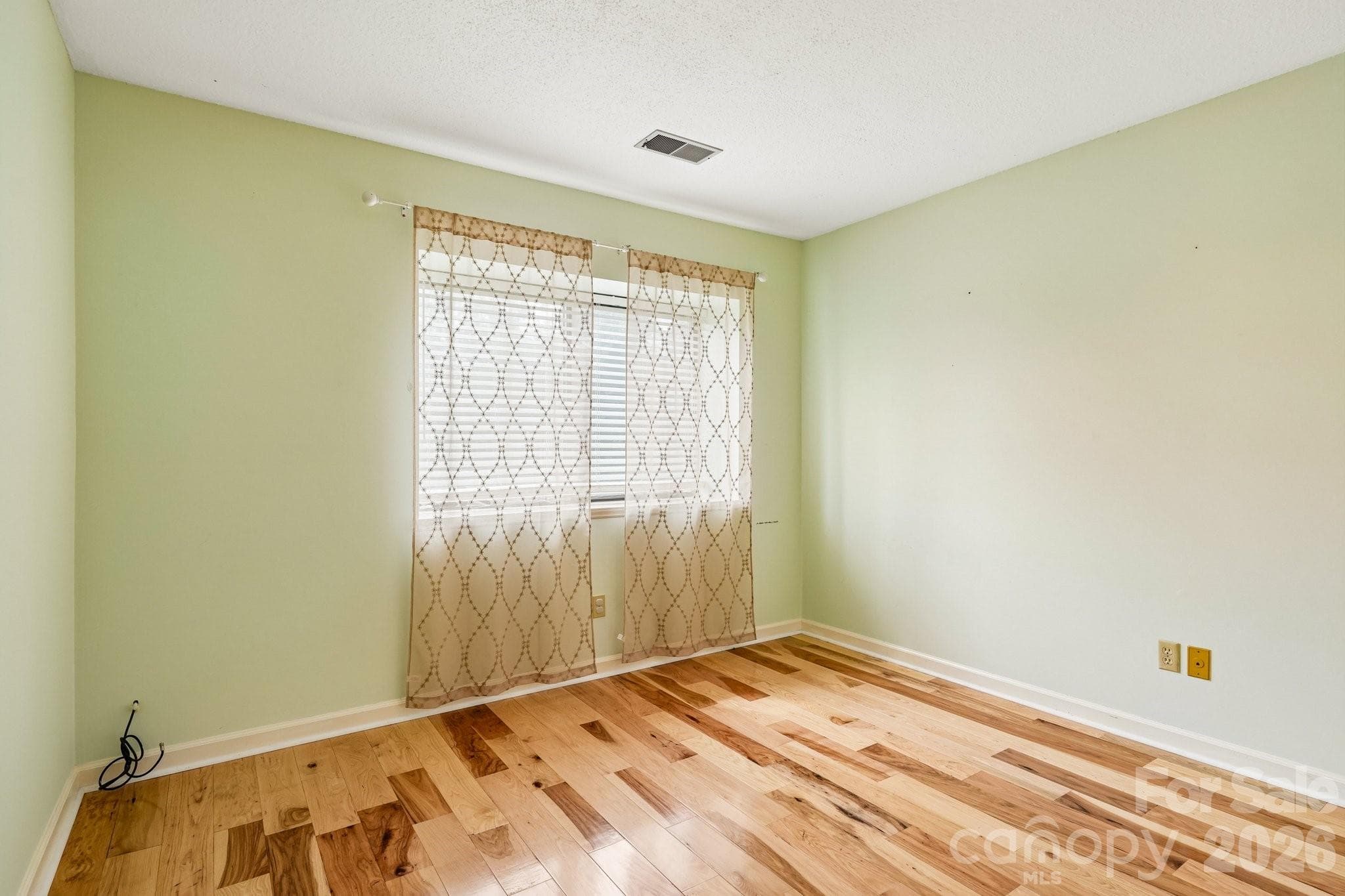 Townhouse at 5182 Corbin Lane, Hickory, photo 23 of 41