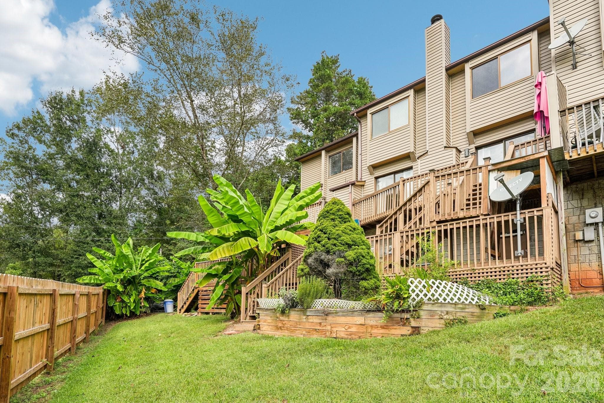 Townhouse at 5182 Corbin Lane, Hickory, photo 38 of 41