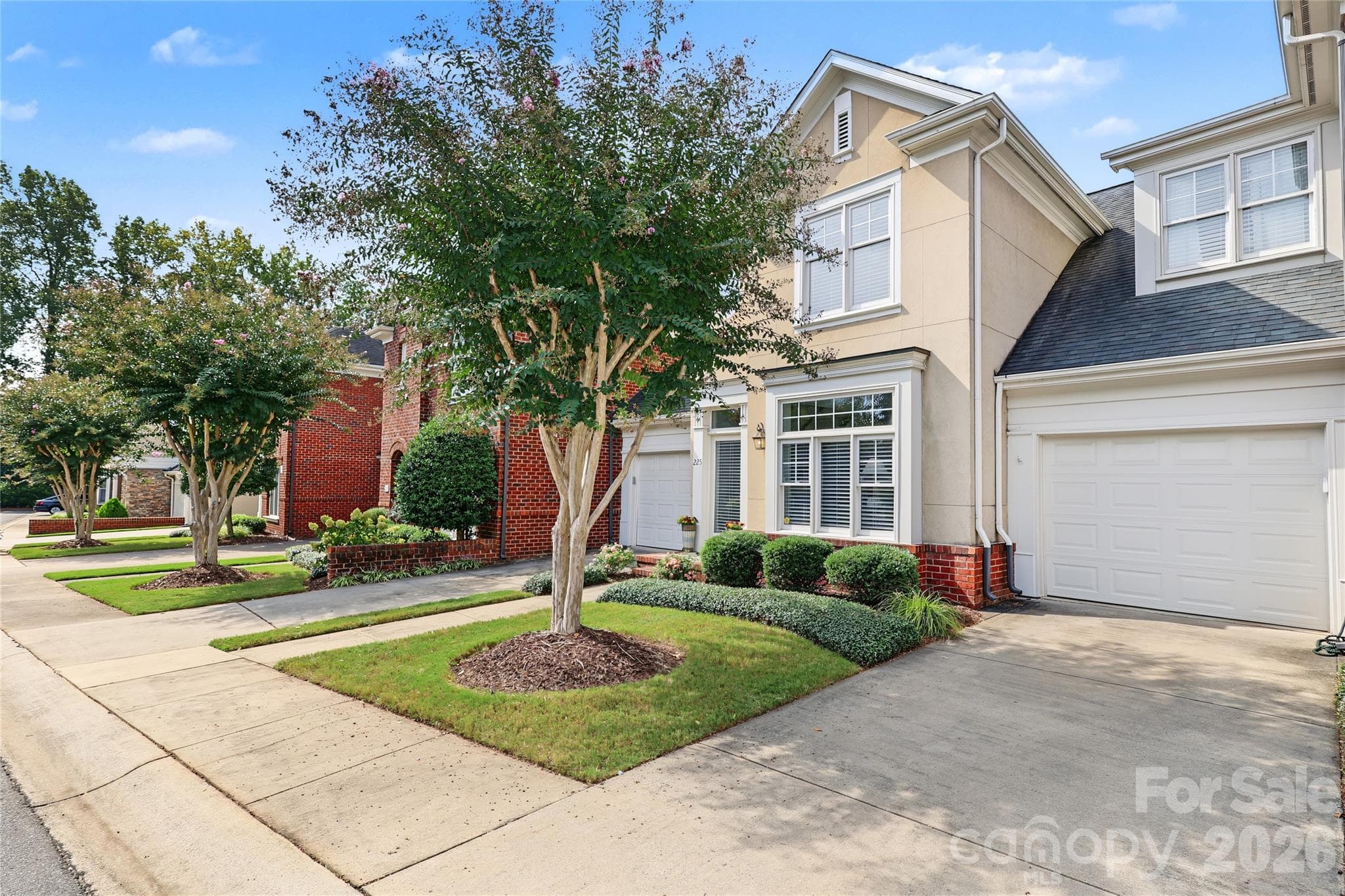 Condominium at 225 Sloane Square Way, Charlotte, photo 32 of 33