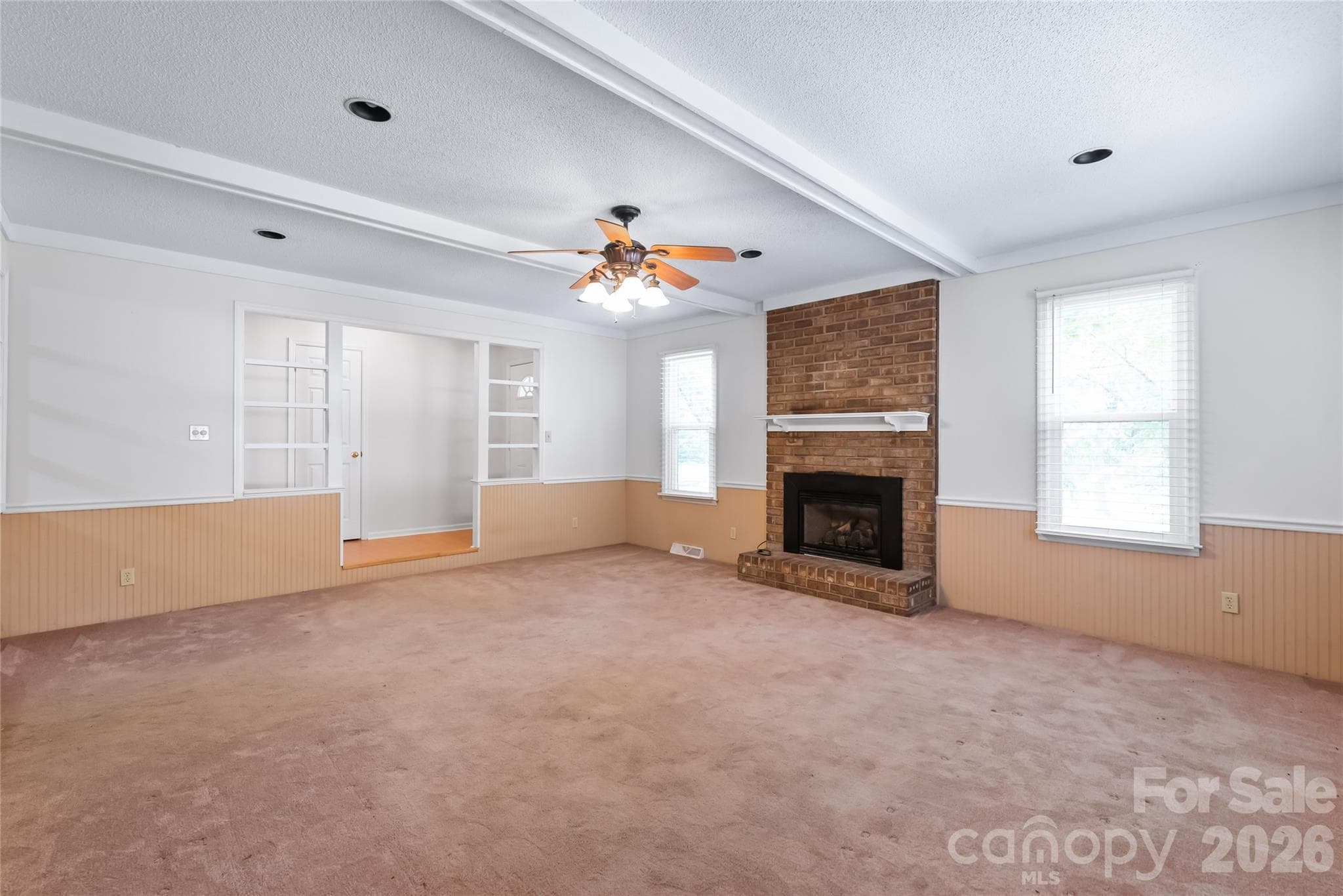 Single Family Residence at 1011 Robin Lane, Rock Hill, photo 9 of 41