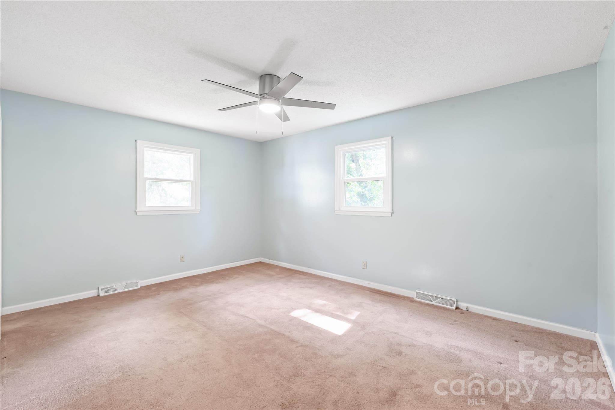 Single Family Residence at 1011 Robin Lane, Rock Hill, photo 18 of 41