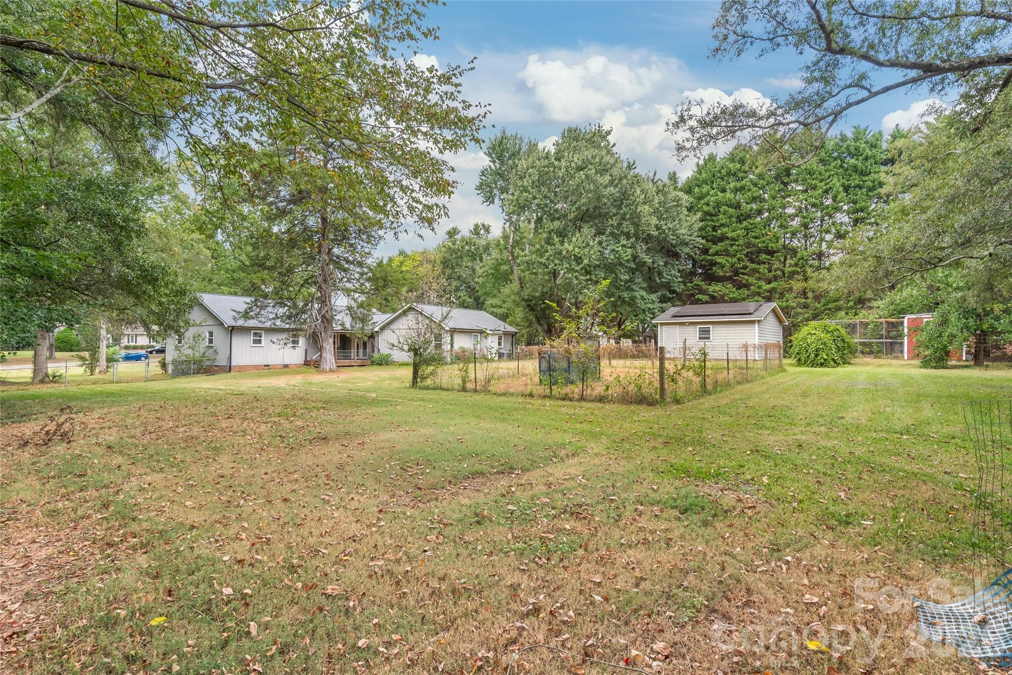 Single Family Residence at 1011 Robin Lane, Rock Hill, photo 37 of 41