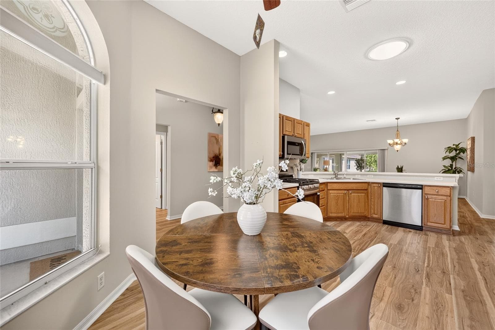 Breakfast nook - 17101 SE 94TH BERRIEN CT, THE VILLAGES