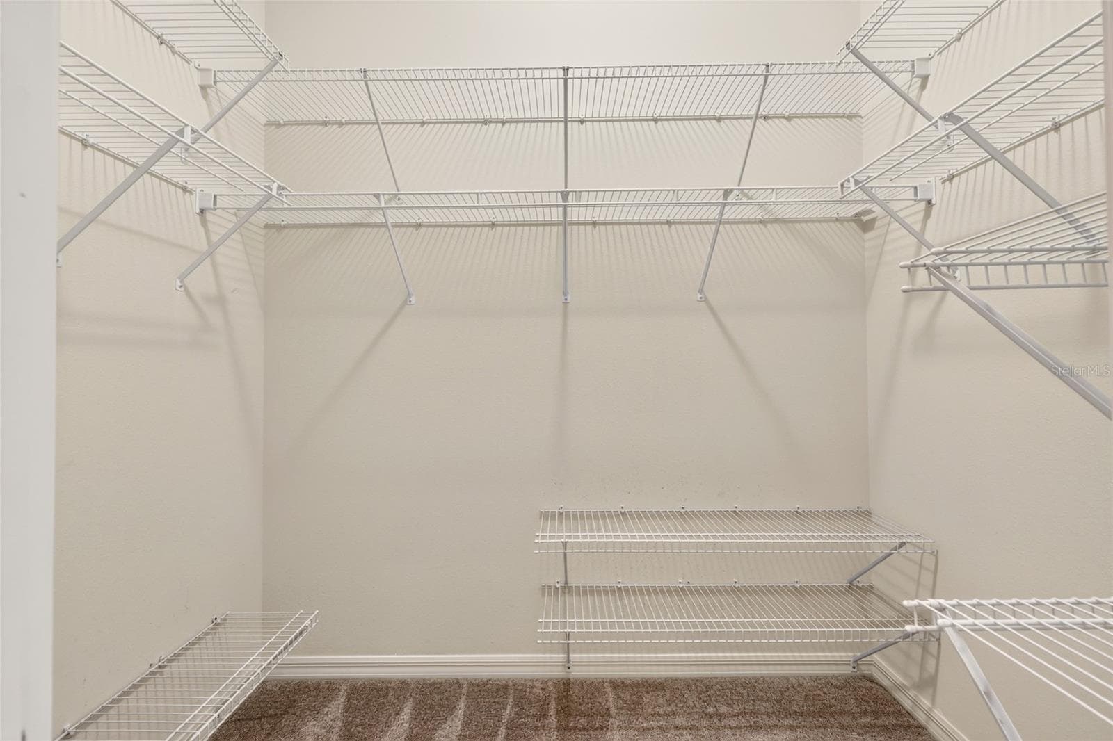Dual Walk In Closet - 17101 SE 94TH BERRIEN CT, THE VILLAGES