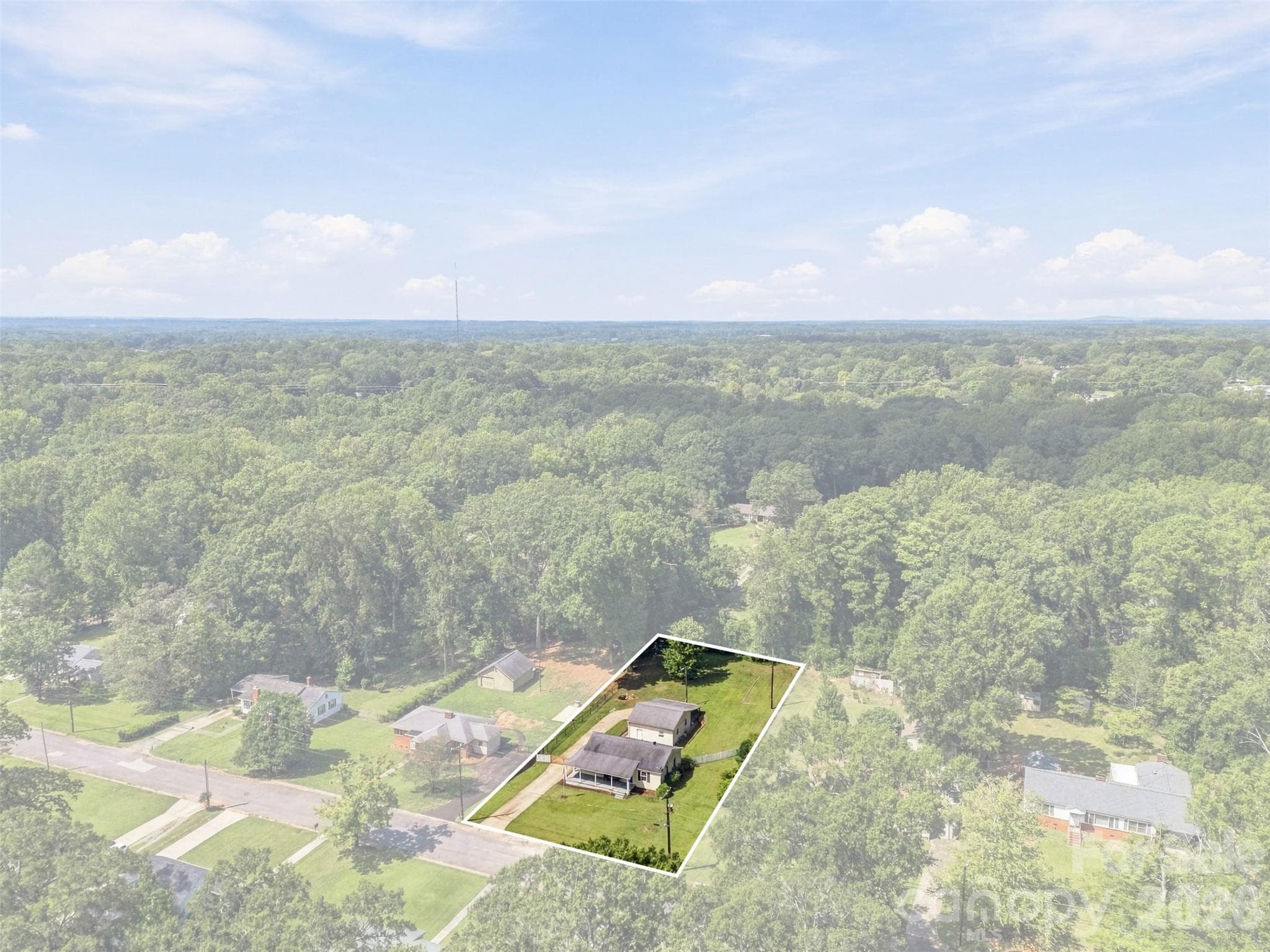 Lot lines are approximate - 222 Wiley Avenue, York