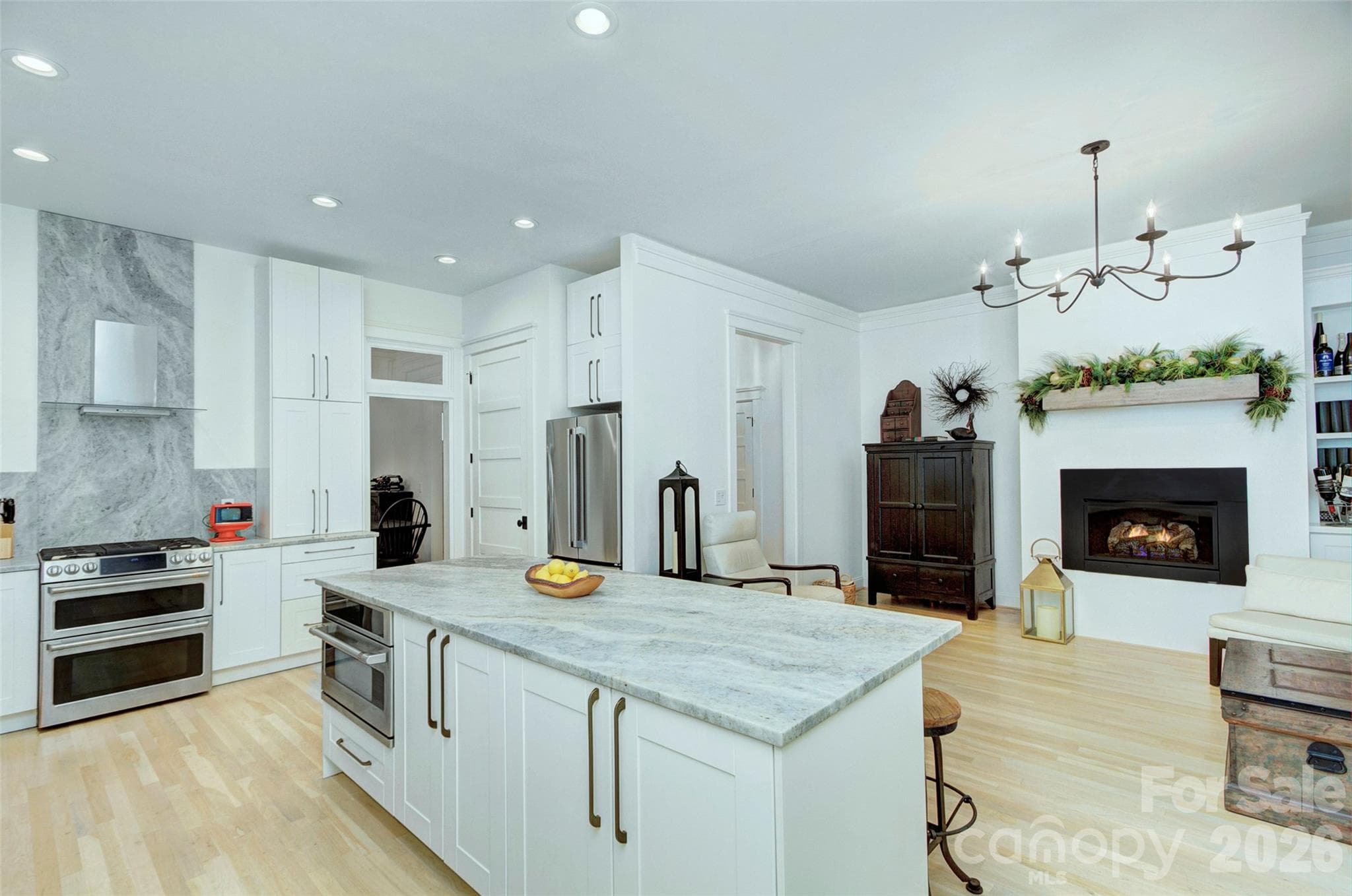 Open floorplan for kitchen and living room - 2561 Lower Assembly Drive, Fort Mill