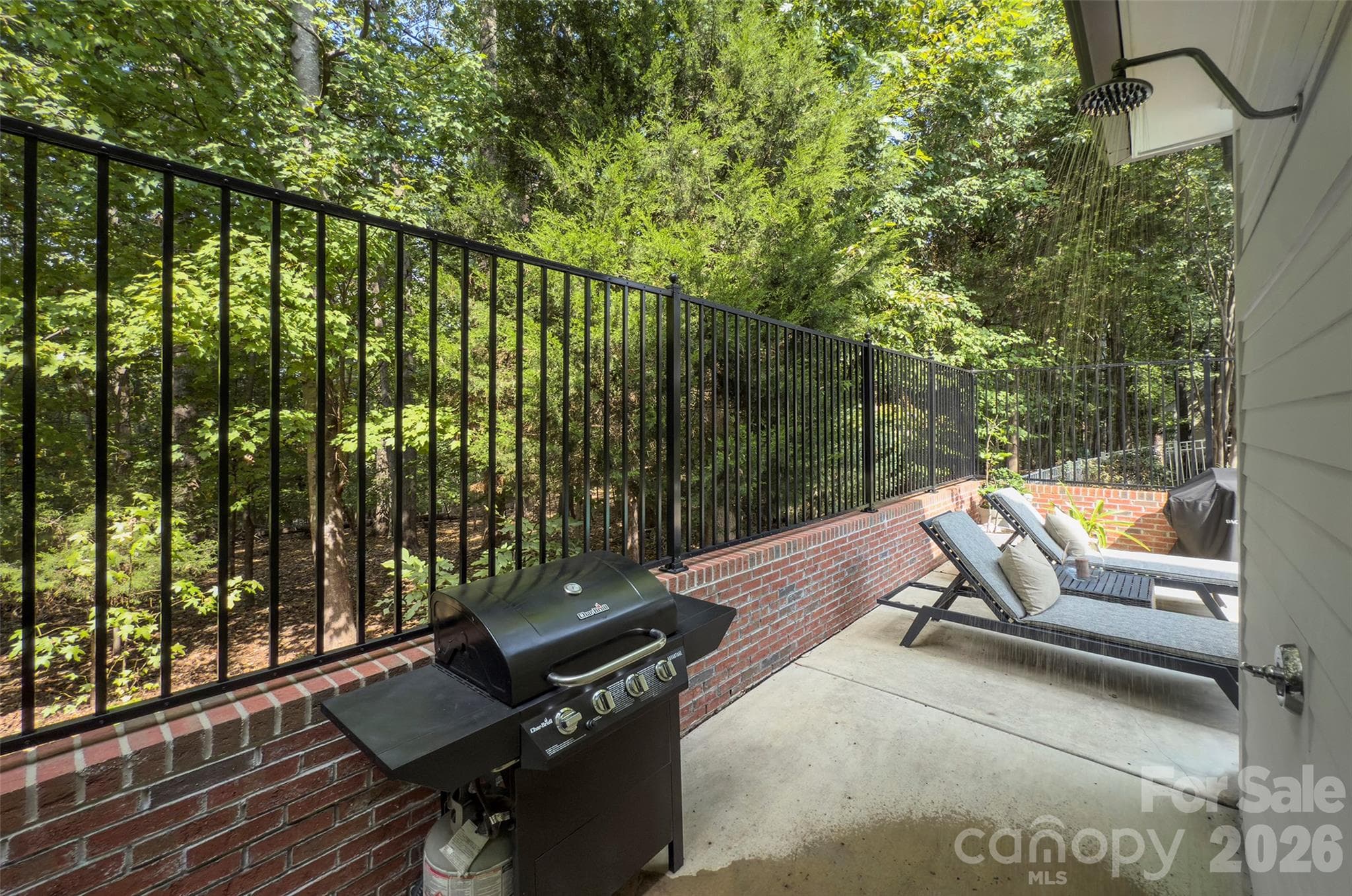 Outdoor shower with HOT + cold water - 2561 Lower Assembly Drive, Fort Mill