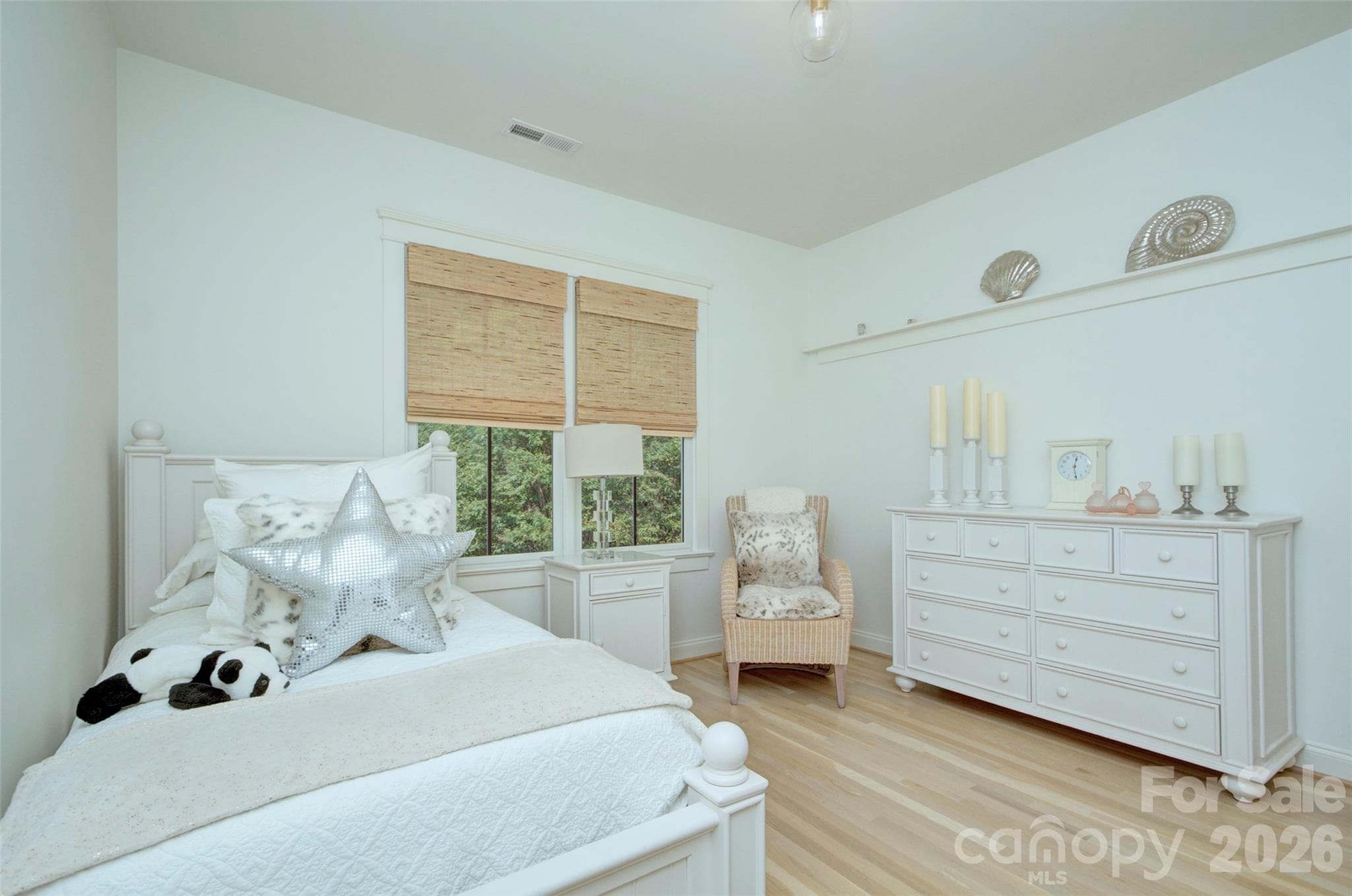 Secondary bedroom with  white oak floors - 2561 Lower Assembly Drive, Fort Mill