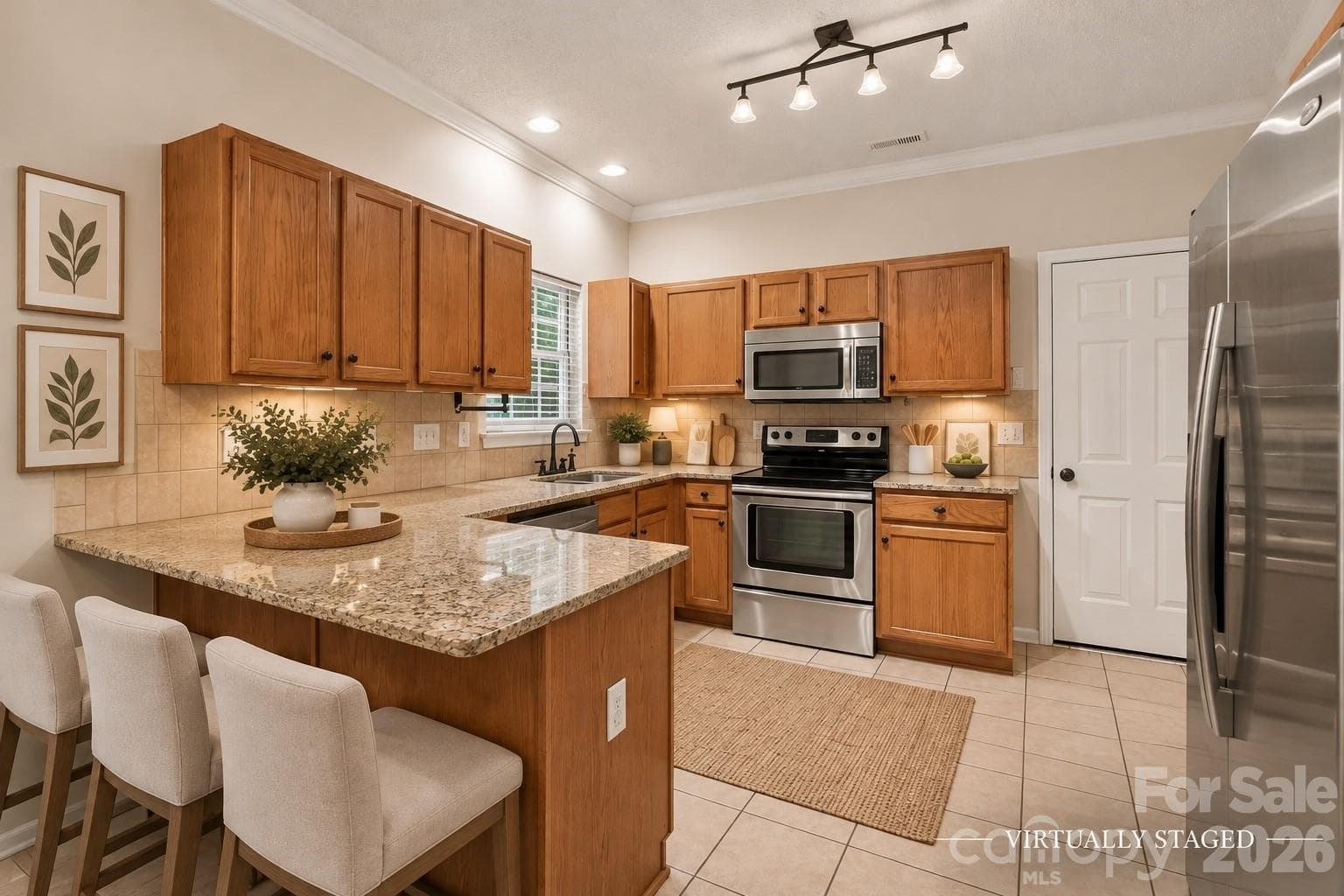 Single Family Residence at 12806 English Walnut Lane, Charlotte, photo 7 of 31