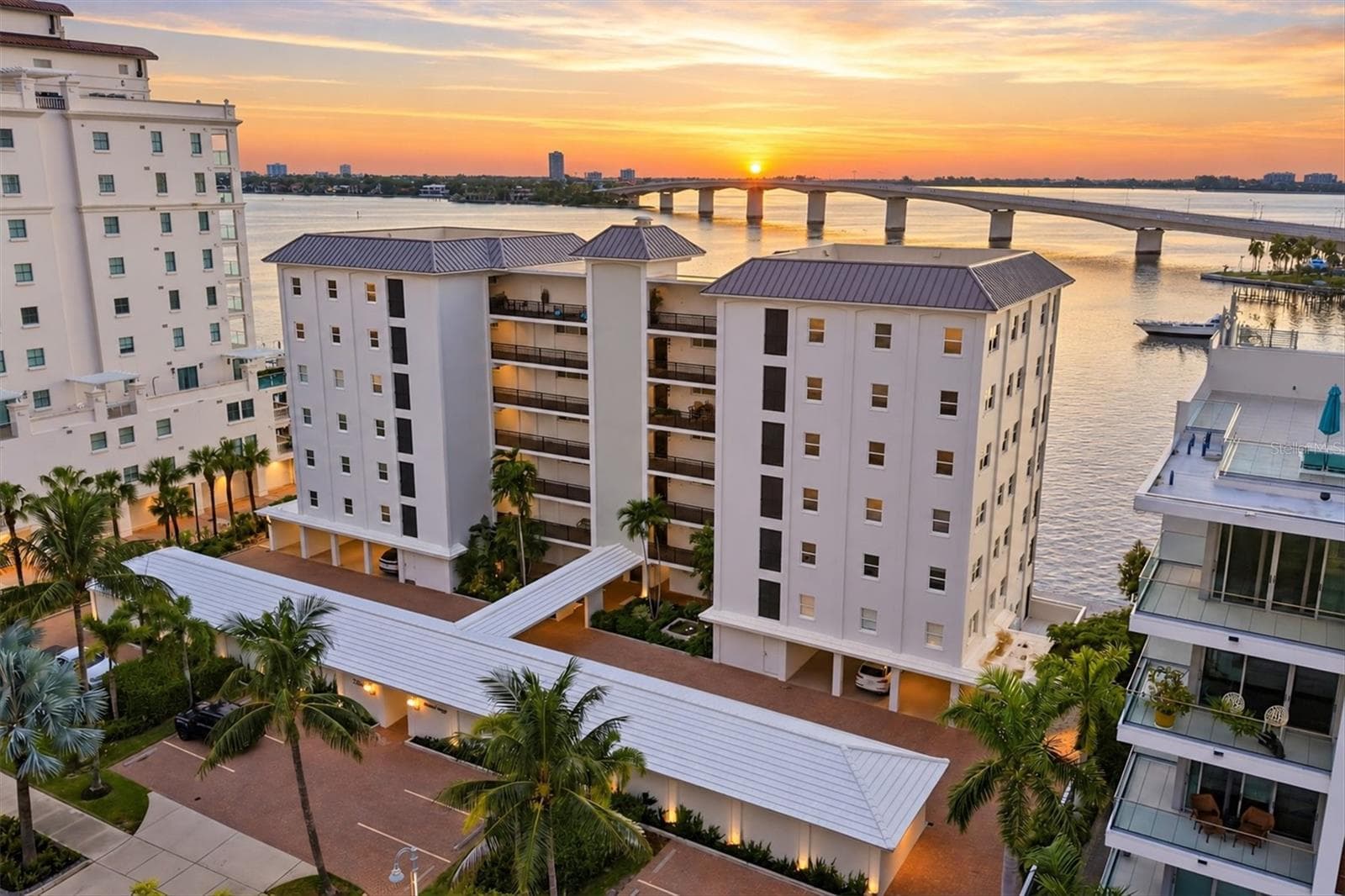 Condominium at 226 GOLDEN GATE PT #12, SARASOTA, photo 2 of 60