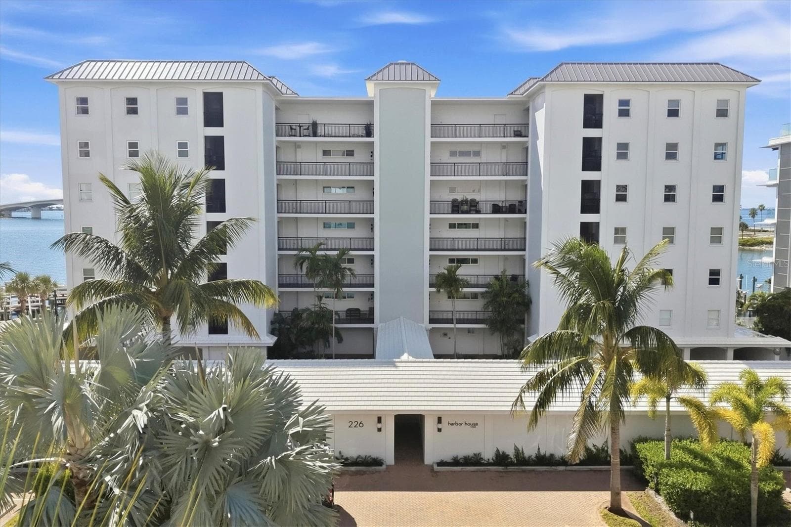 Condominium at 226 GOLDEN GATE PT #12, SARASOTA, photo 14 of 60