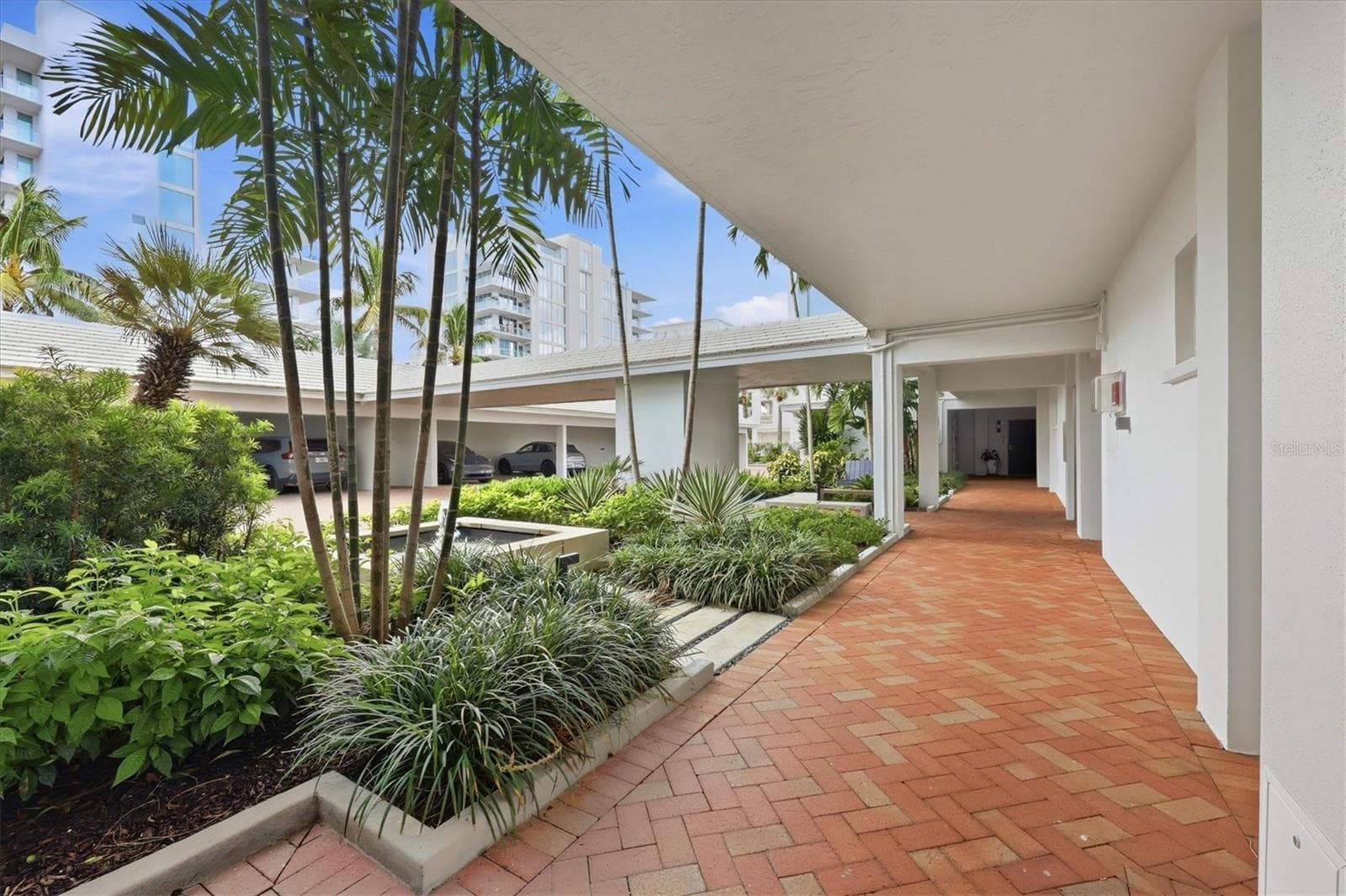 Condominium at 226 GOLDEN GATE PT #12, SARASOTA, photo 16 of 60