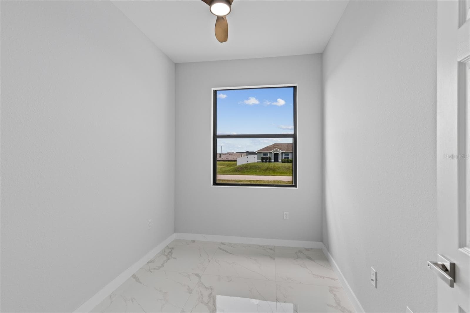 Single Family Residence at 3921 NW 40TH LN, CAPE CORAL, photo 33 of 34