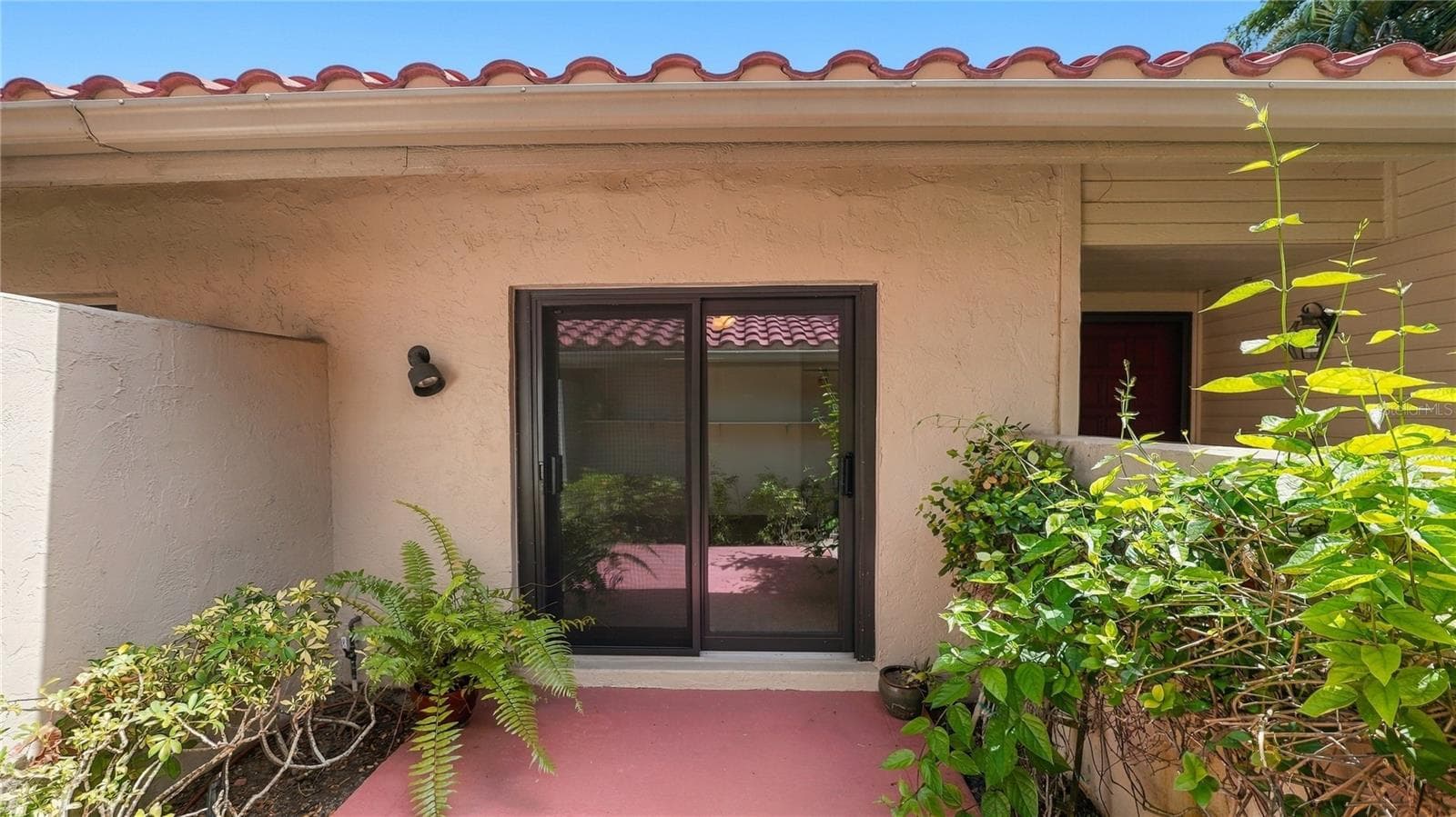 Front Porch - 4802 KESTRAL PARK CIR #22, SARASOTA