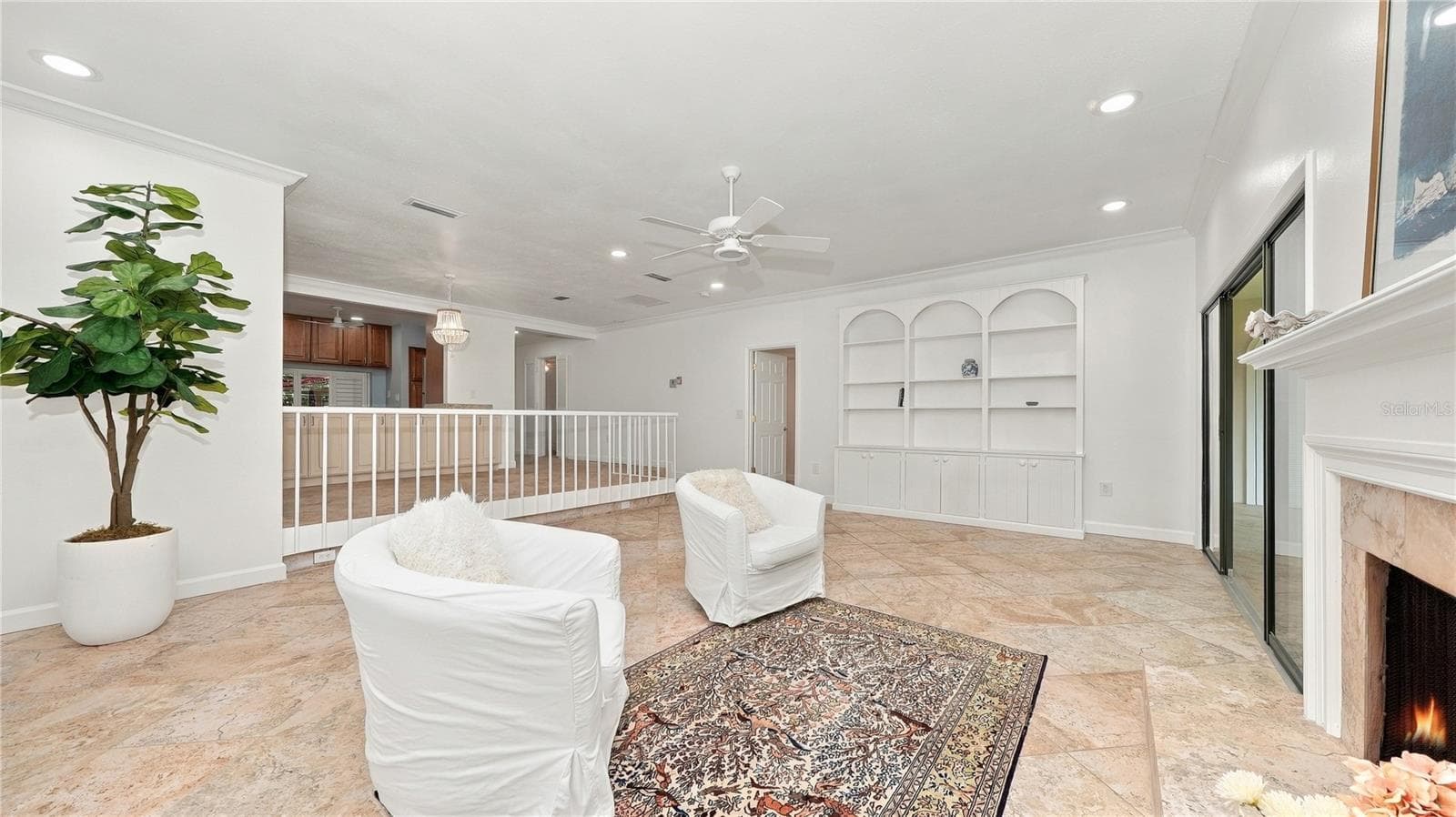 Living Room - 4802 KESTRAL PARK CIR #22, SARASOTA