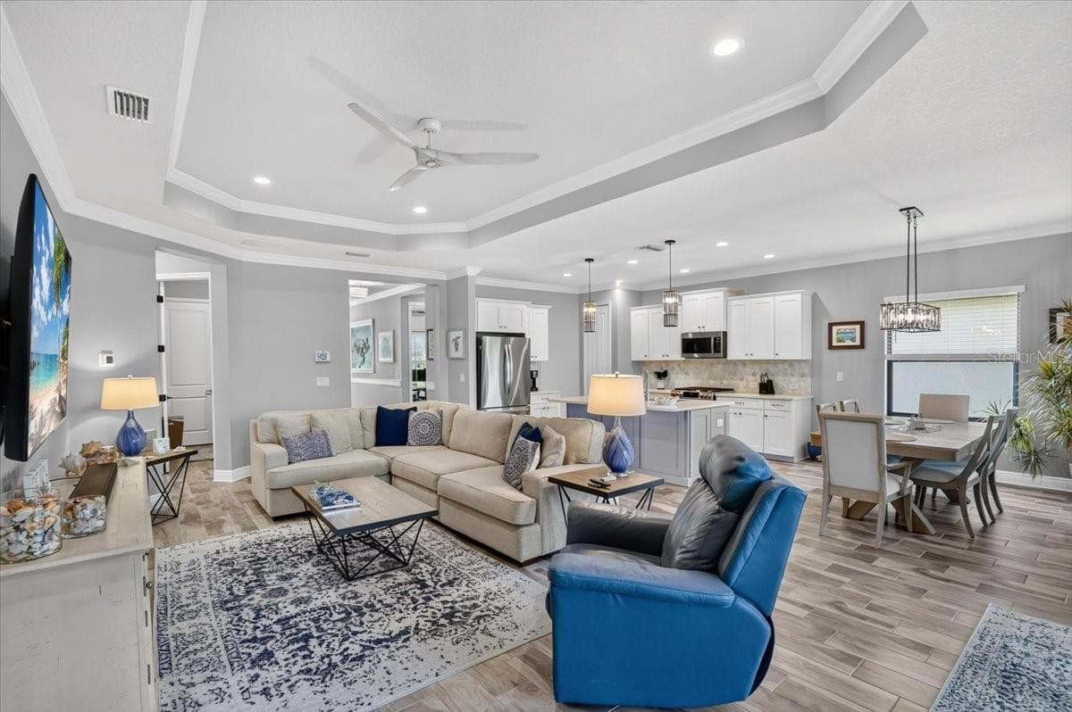 Single Family Residence at 406 ARIANO AVE, NOKOMIS, photo 10 of 50