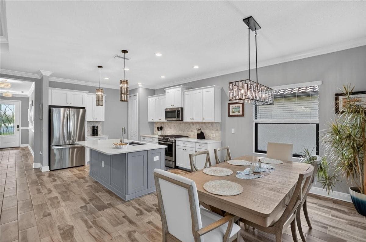 Single Family Residence at 406 ARIANO AVE, NOKOMIS, photo 15 of 50