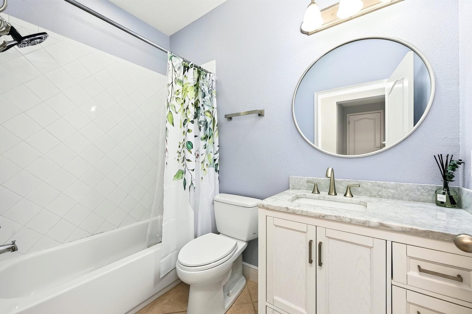 Second full bath. - 14061 WALCOTT AVE, ORLANDO