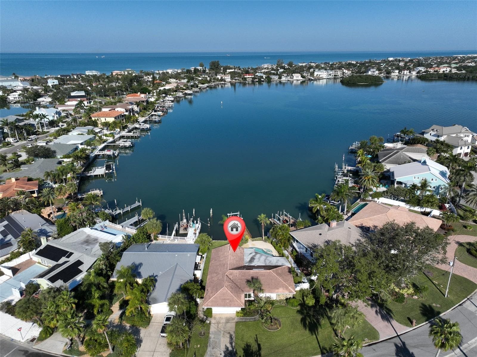 410 HARBOR DR N