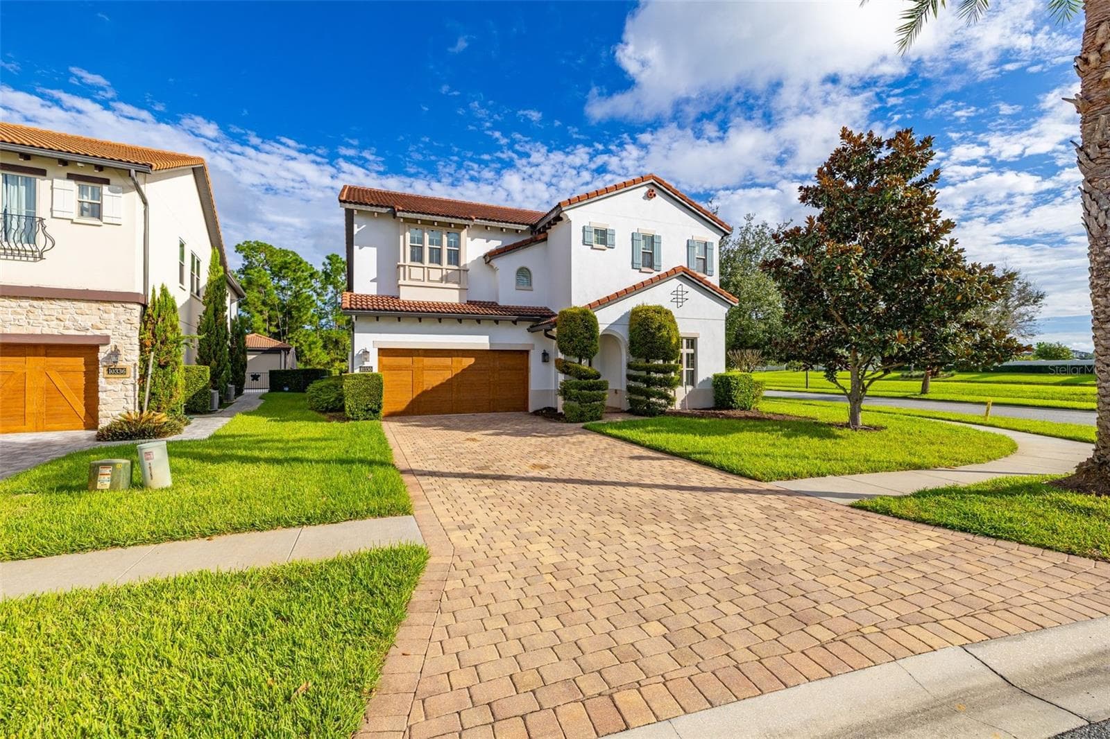 Single Family Residence at 10330 ROYAL CYPRESS WAY, ORLANDO, photo 3 of 99