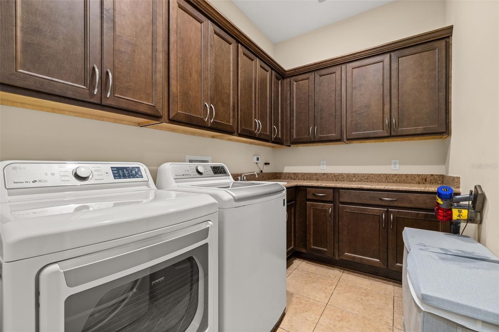 Single Family Residence at 10330 ROYAL CYPRESS WAY, ORLANDO, photo 14 of 99