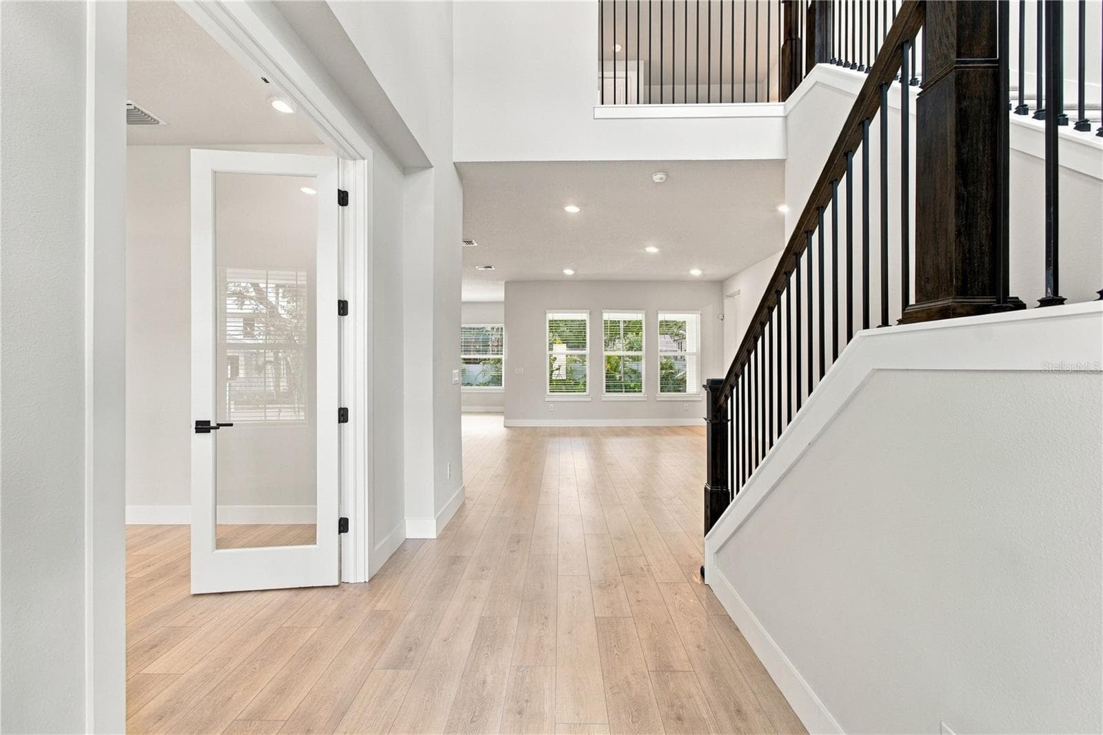 Entry - 814 W ORIENT ST, TAMPA