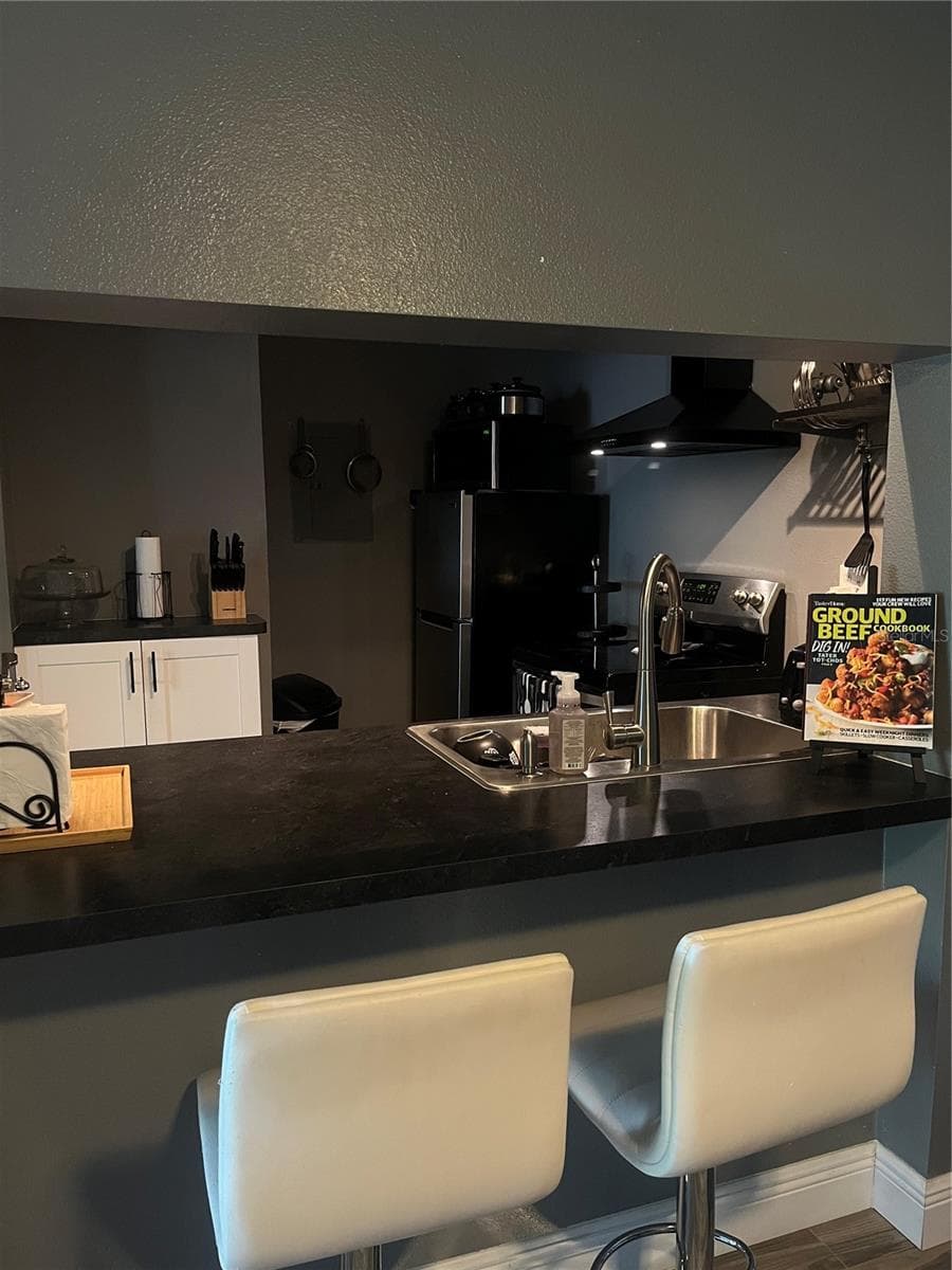 Coffee Bar - 3188 LAKE PINE WAY S #E1, TARPON SPRINGS