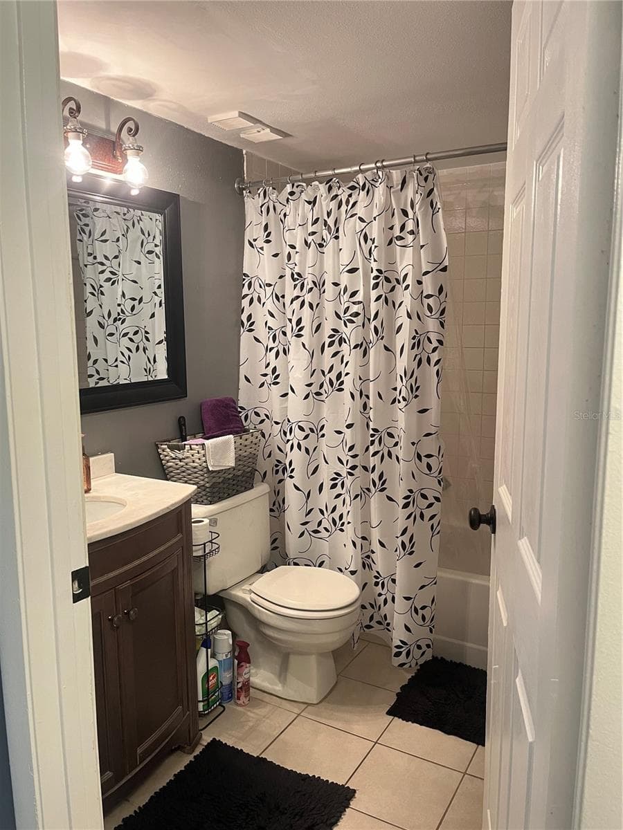 Main Bathroom - 3188 LAKE PINE WAY S #E1, TARPON SPRINGS
