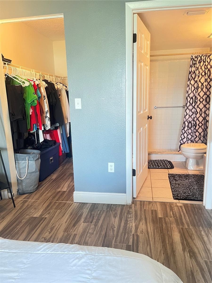Walk-in Closet and Ensuit Bathroom - 3188 LAKE PINE WAY S #E1, TARPON SPRINGS