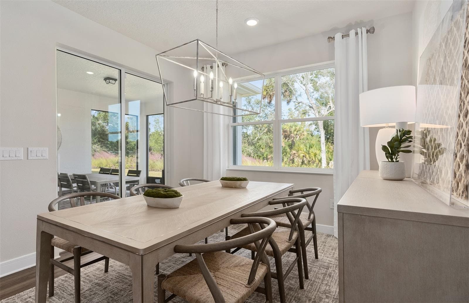 Model Home Design Only. Pictures and furnishings are for illustrative purposes only. Elevations, colors and options may vary. Furniture is for model home staging only. - 2189 MOSSY VINE AVENUE, ST CLOUD