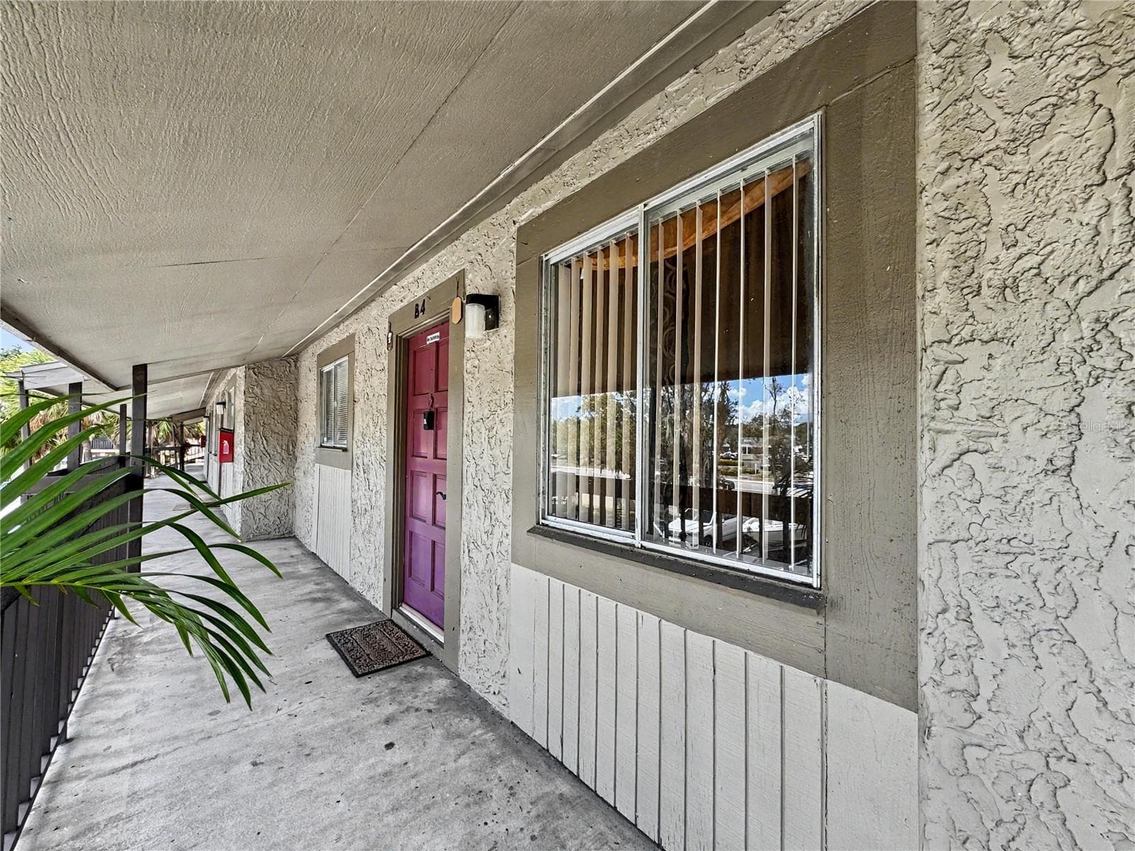 6328 NEWTOWN CIR #B4
