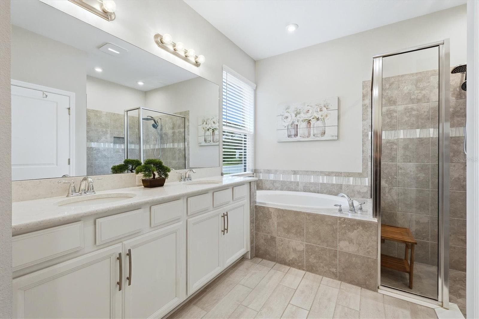 Single Family Residence at 9303 STARRY NIGHT AVE, SARASOTA, photo 21 of 100