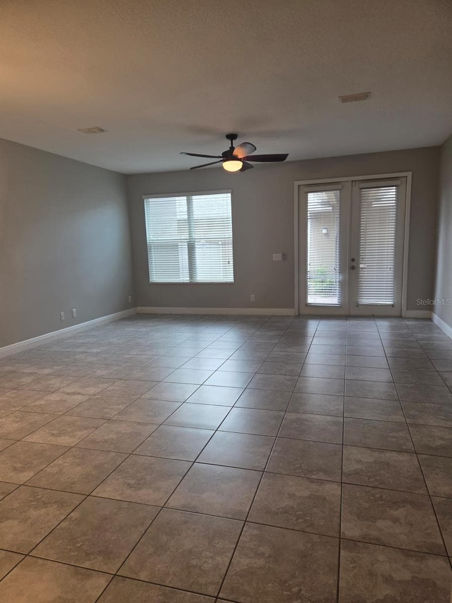 Townhouse at 15717 KINNOW MANDARIN LN, WINTER GARDEN, photo 7 of 63